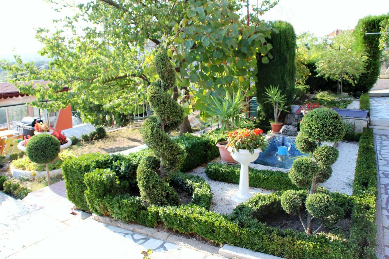 Villa Summer House Saints Constantine and Helena Exterior photo